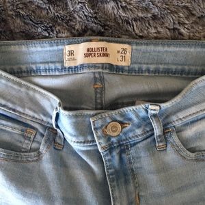 Hollister Super Skinny Light Wash jeans